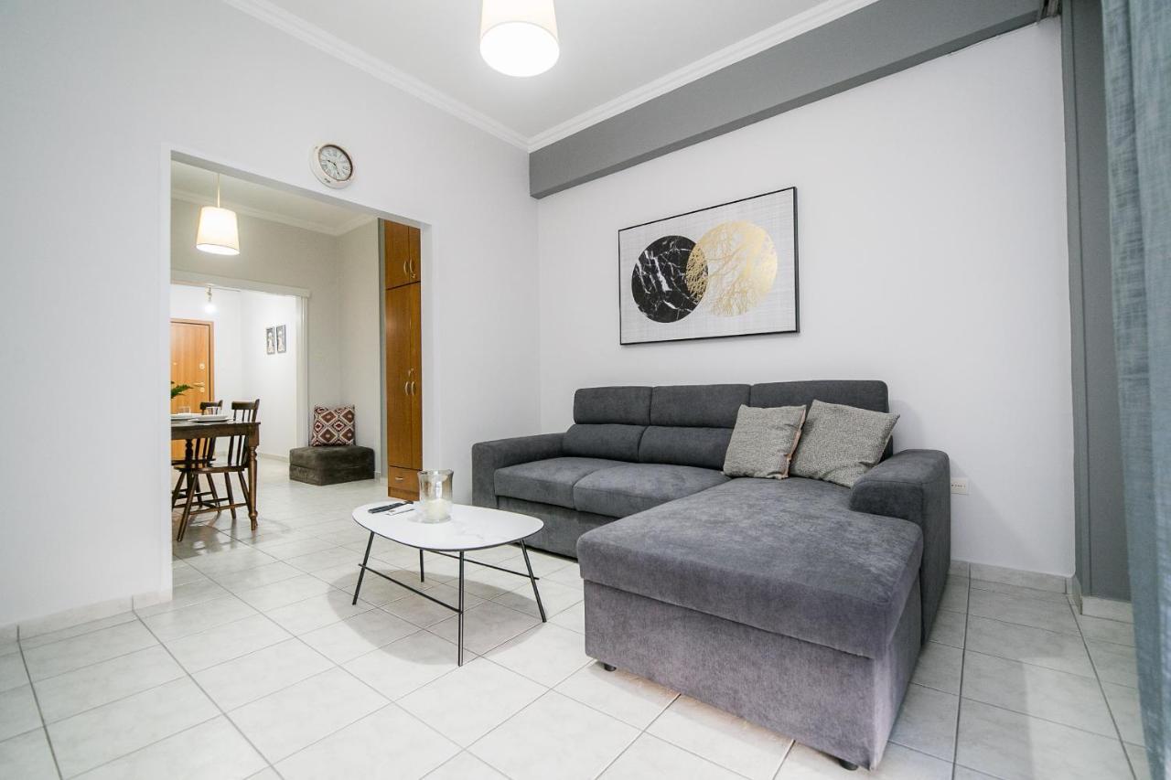 Central Guests Apartment Volos Eksteriør billede